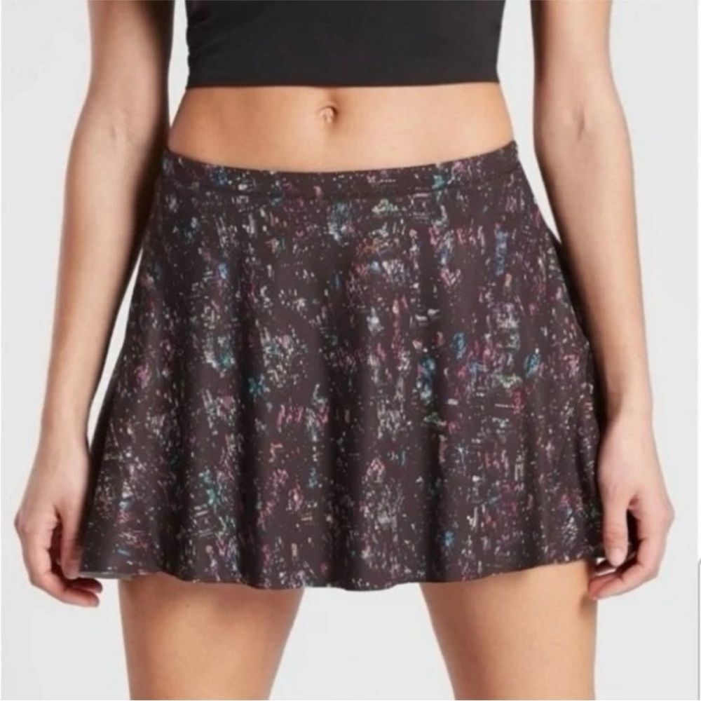 Athleta Match Point City Lights Printed Skirt size medium tennis golf Preppy